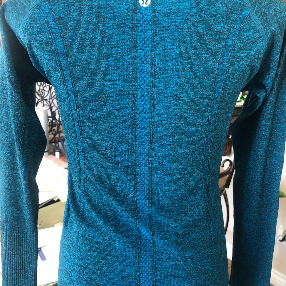 Lululemon Swiftly Tech Long Sleeve 2.0 - Picture 3 of 5